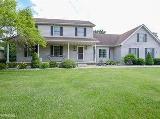 1084 Lombardy Ct, Chesterton, IN 46304