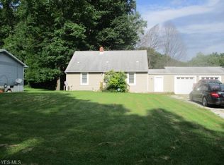 448 Hiwood Ave, Munroe Falls, OH 44262