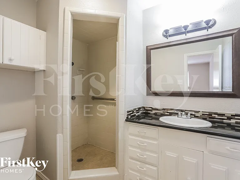 12115 Hillcroft St — Photo 10