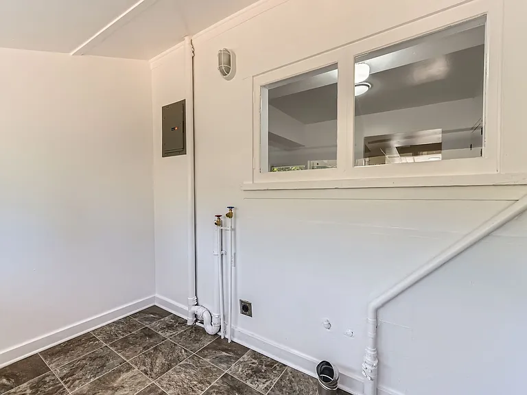 6754 SE Alder Pl — Photo 26