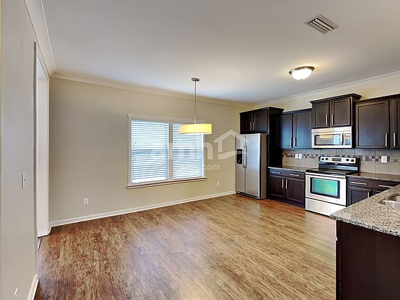 3rd image of 15410 Lakepoint Forest Dr