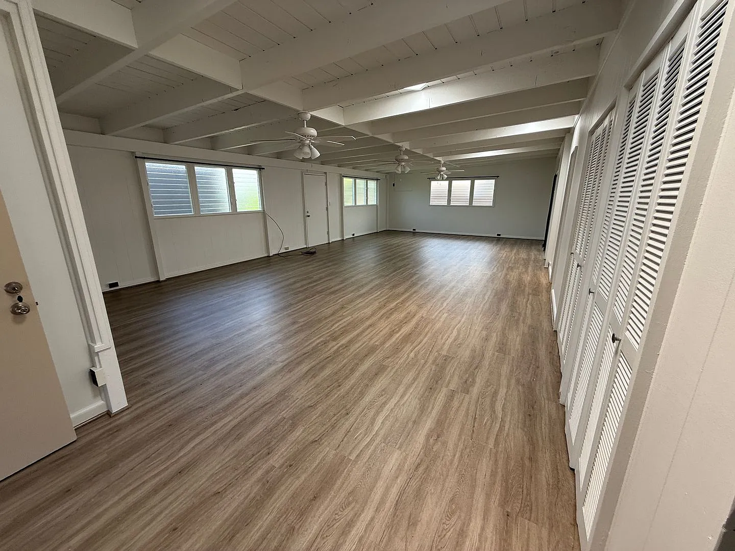 Fully Renovated 3-Bedroom Home with AC & Large Yard Pet Friendly! — Photo 4