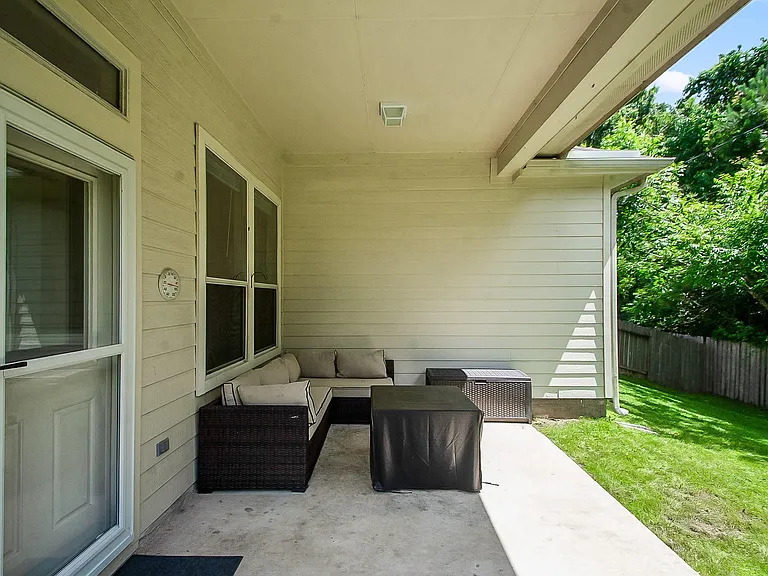 11302 N Creekwood Hills Ln — Photo 19