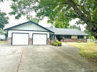 22226 SE 444th St, Enumclaw, WA 98022