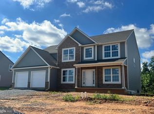 1018 River Crest Dr #10, Reading, PA 19605