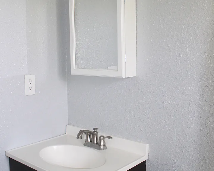 764 E Rose Dr — Photo 17