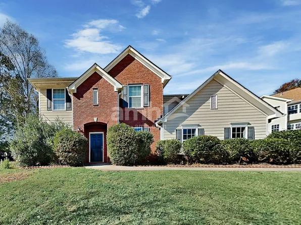 2673 Blowing Wind Cir, Douglasville, GA 30135