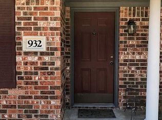 932 Sun Meadow St, College Station, TX 77845