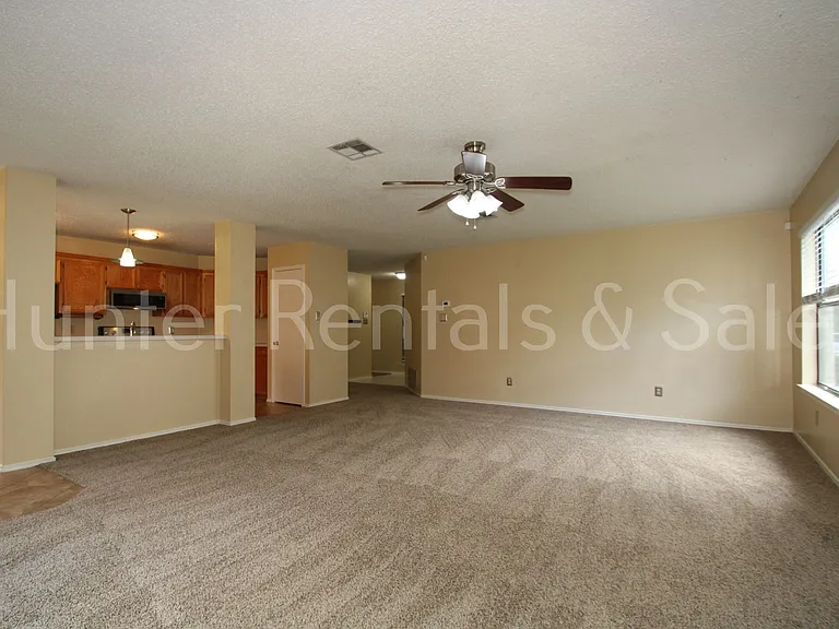 1802 Mattie Dr — Photo 6