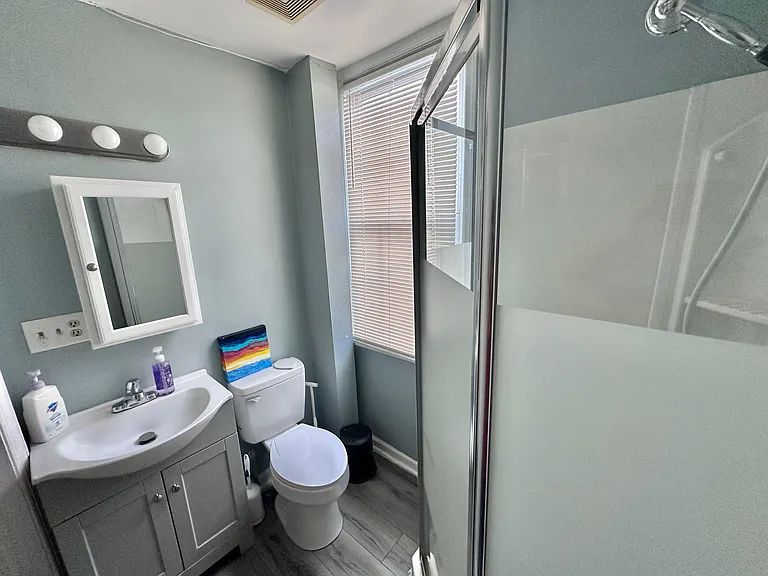 1142 N Stuart St #D — Photo 5