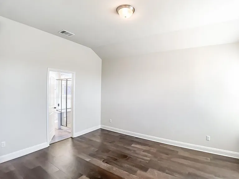 309 Cyril Dr — Photo 14