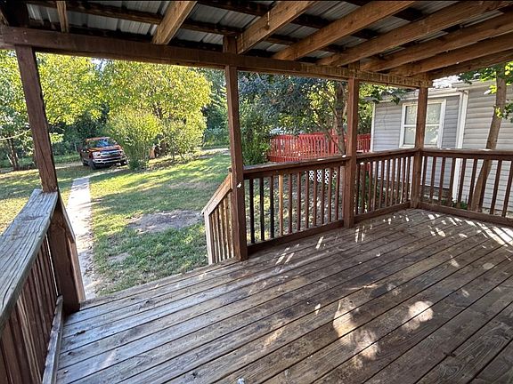 2nd image of 1624 Meadow Ave