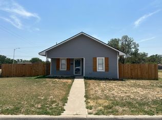 1010 2nd Ave, Canyon, TX 79015