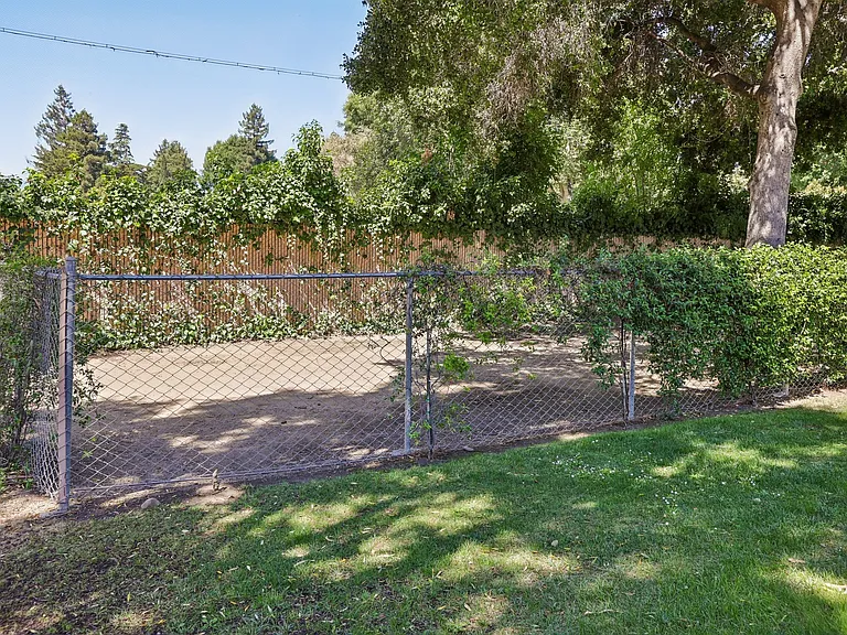 Summerwood Apartments — Photo 76