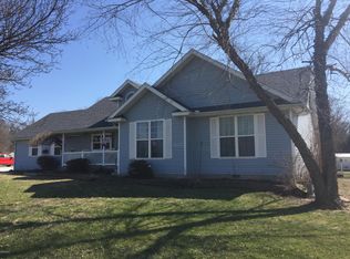 9100 Justice Ln, Carthage, MO 64836