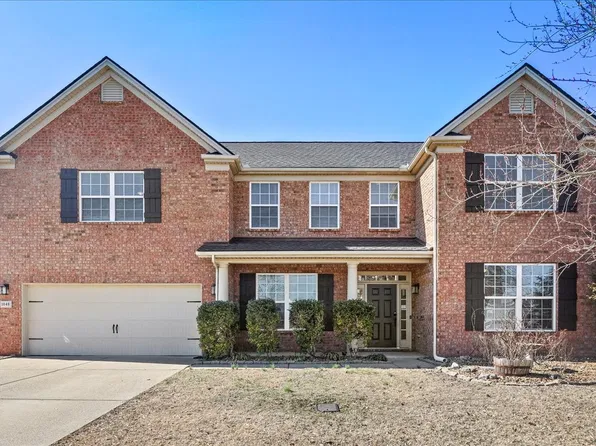 1048 Addington Rd, Hendersonville, TN 37075