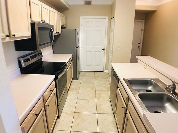 4th image of 11490 Villa Grand APT 219