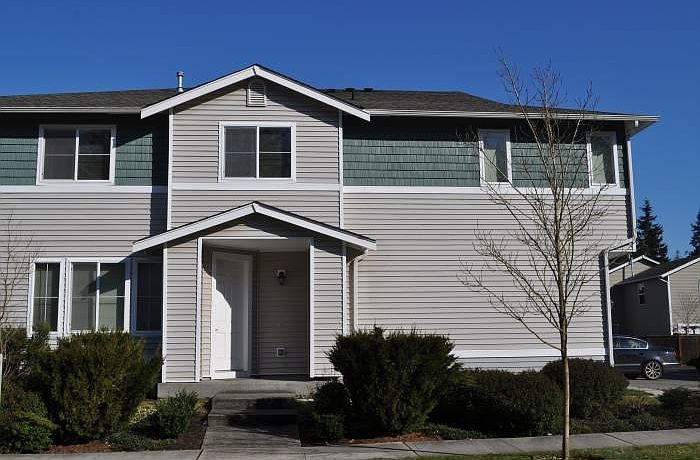 2606 Hamilton