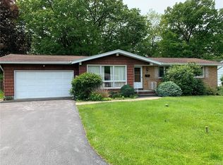 117 Huntshill Rd, Syracuse, NY 13209