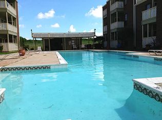 500 Ferry Rd APT 312C, Galveston, TX 77550