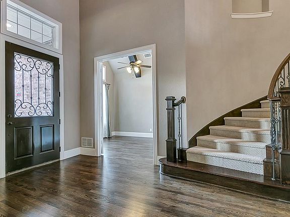 3rd image of 13874 Boyle Ln