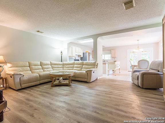 2nd image of 6534 Beech Trail Dr