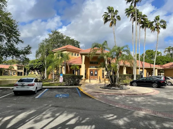 4767 Via Palm Lks APT 208, West Palm Beach, FL 33417