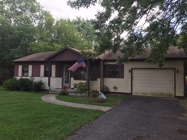 2nd image of 679 Stockbridge Rd