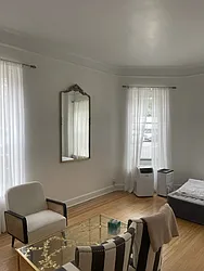 Rented by K & O Realty Associates Inc.