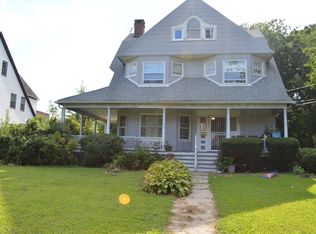 8 Orchard Pl, New Rochelle, NY 10801