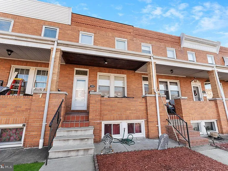 339 Drew St — Photo 3