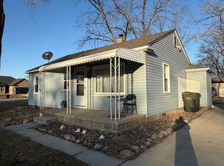 3115 Crooks Rd, Rochester Hills, MI 48309