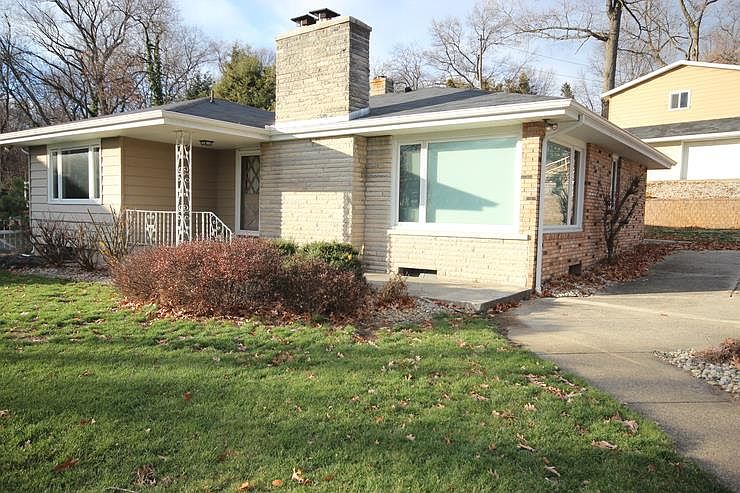 1st image of 30632 N Shore Dr