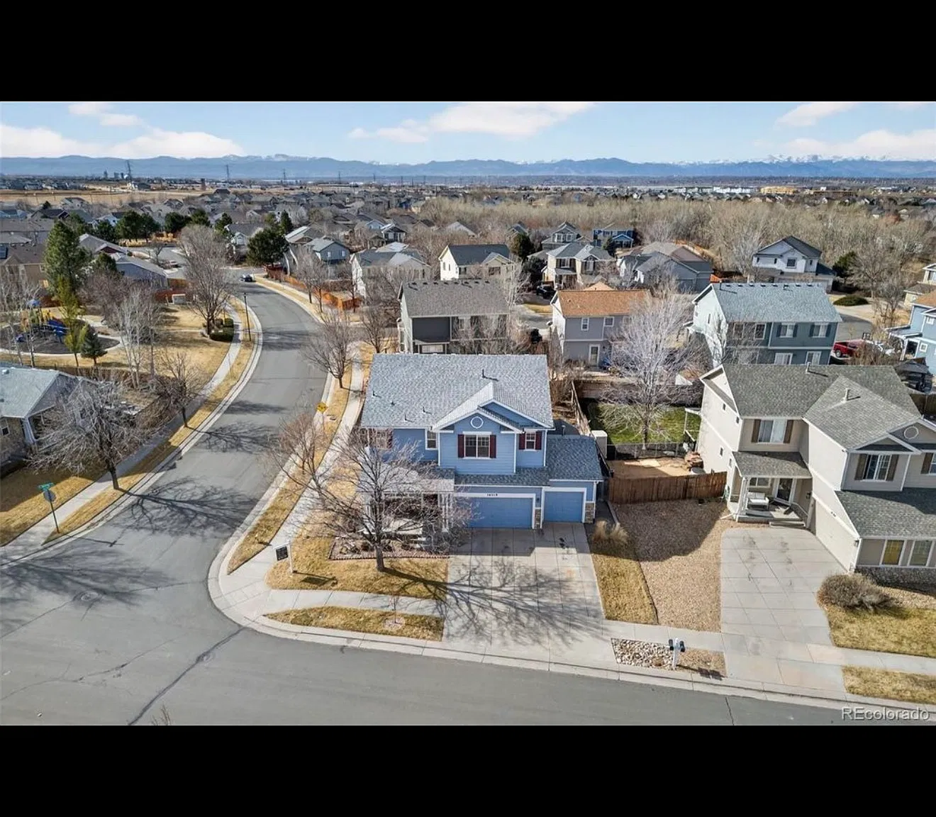 3 bed, 3035 sqft, $3,300 — Photo 4