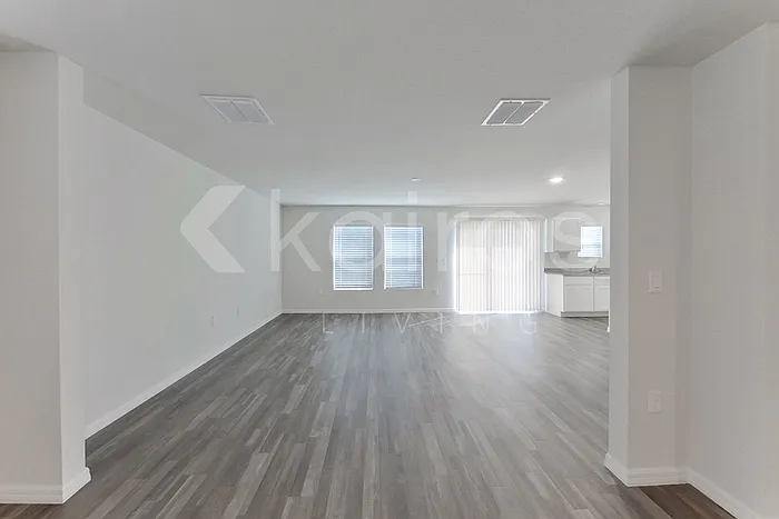 3158 Alwood St — Photo 4