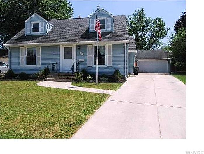 1st image of 6 Faragut Ct