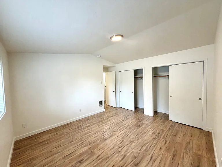 10815 NE 48th Cir #10815 — Photo 14