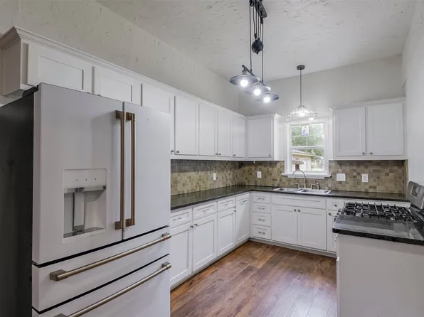 607 Williams St, Waxahachie, TX 75165