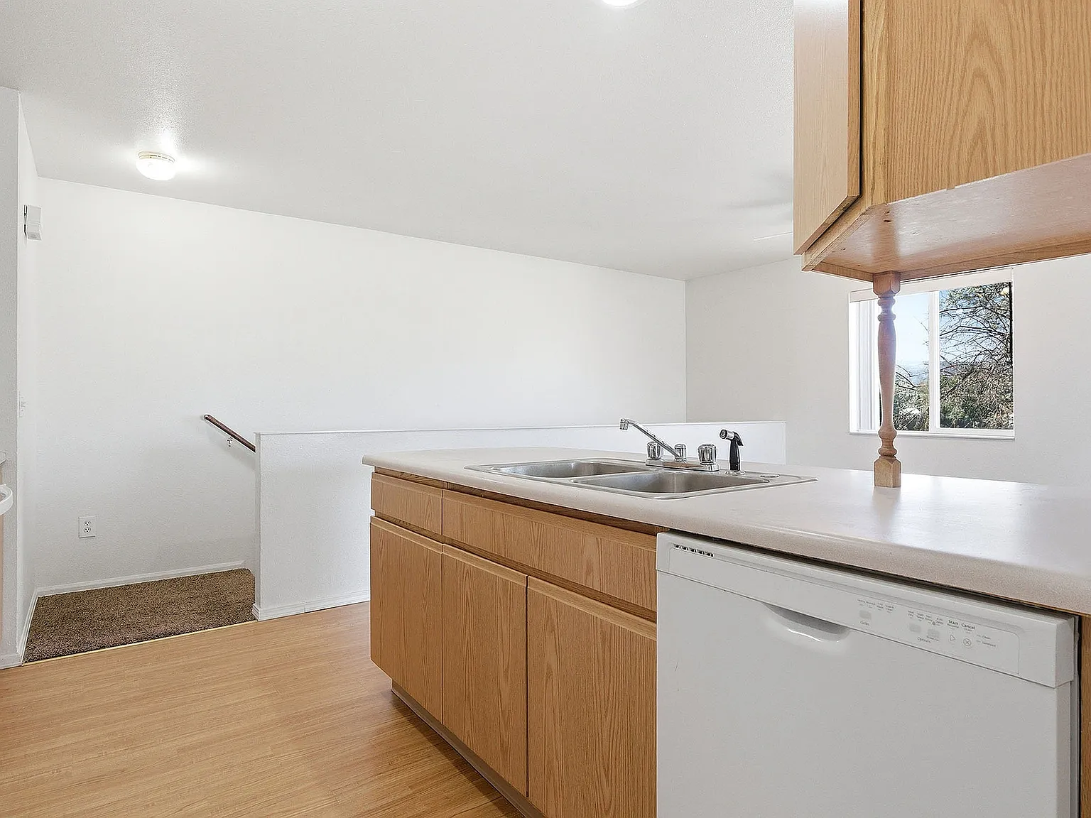 Amber Valley Estates — Photo 4