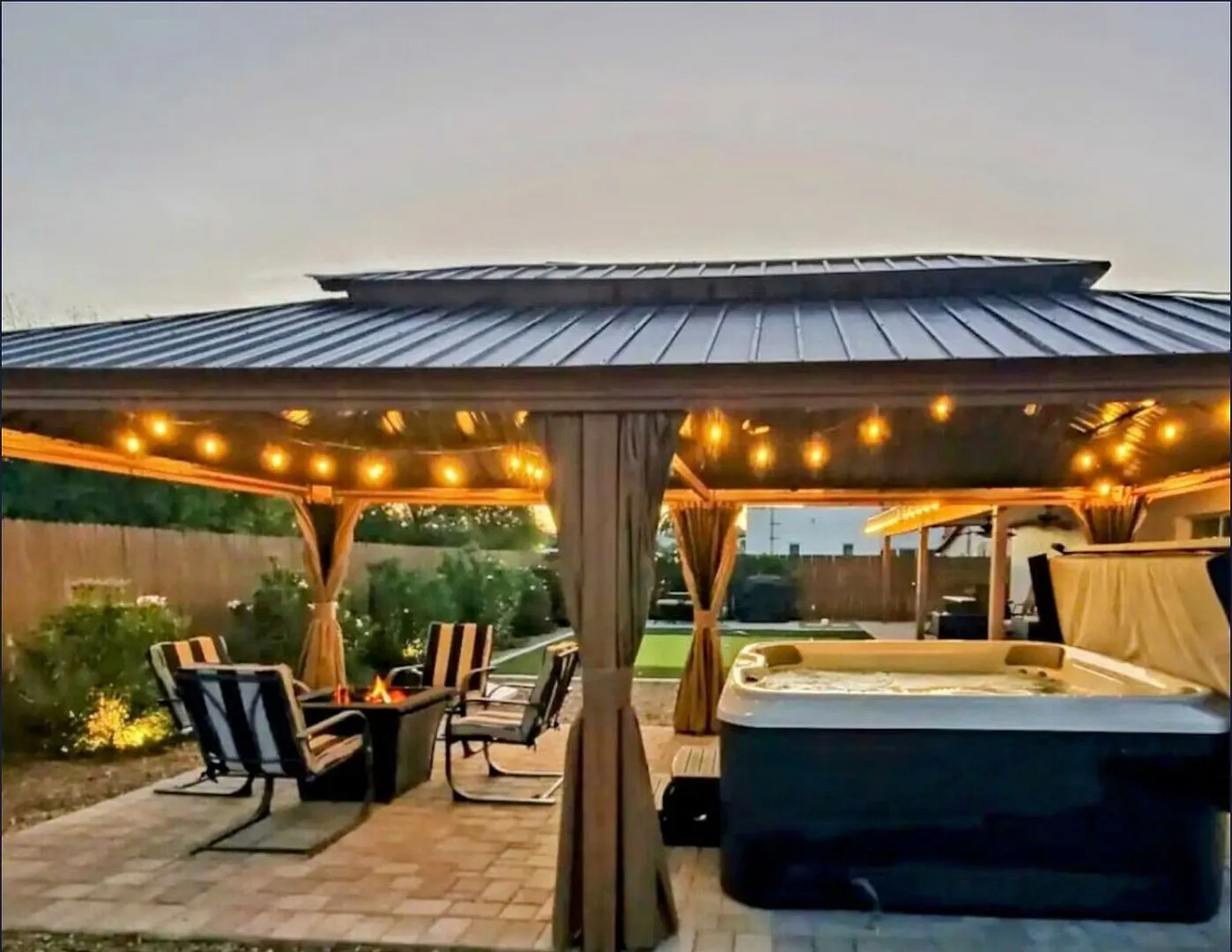 Charming 4BR House in Scottsdale — Photo 3