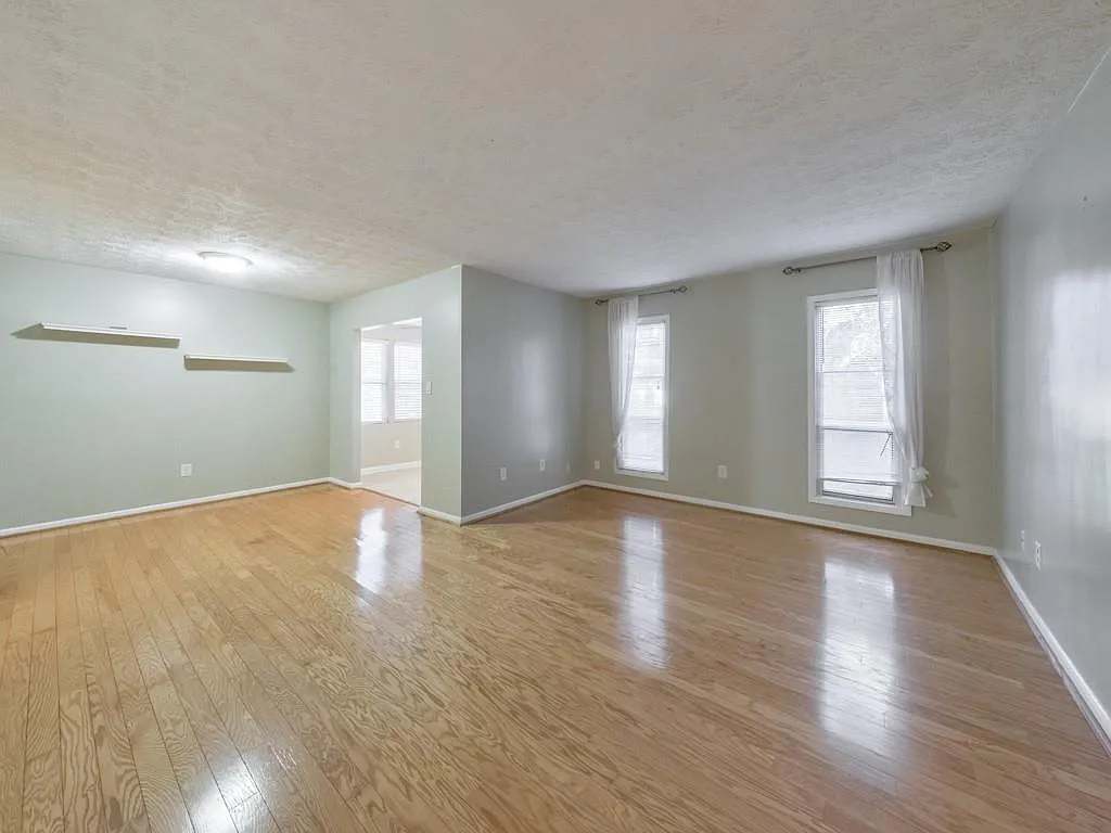 2 bed, 2.0 bath, 748 sqft, $1,500 — Photo 4