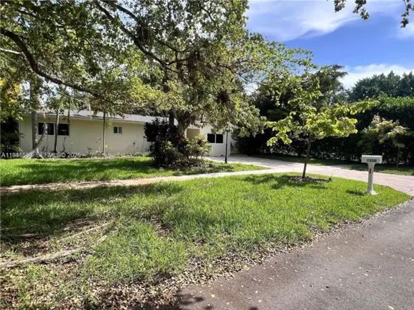 7350 SW 96th St, Pinecrest, FL 33156