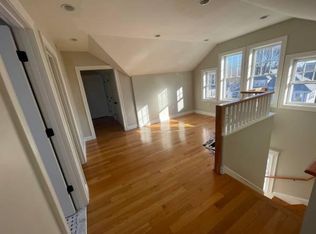 27 Crosby Rd #C, Chestnut Hill, MA 02467