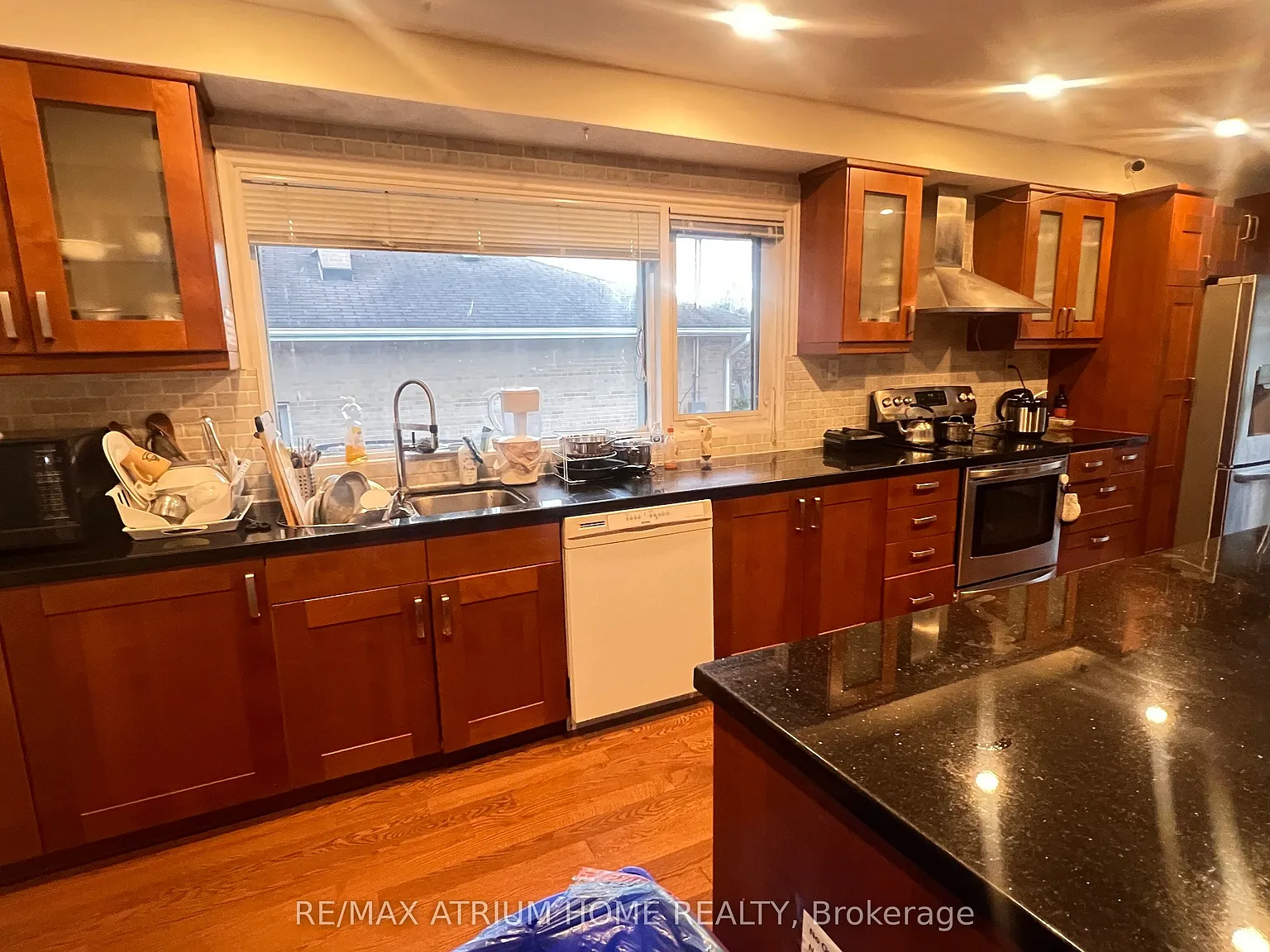 1 bed, $1,300 — Photo 3