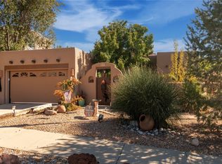 3113 Pueblo Hawikuh, Santa Fe, NM 87507