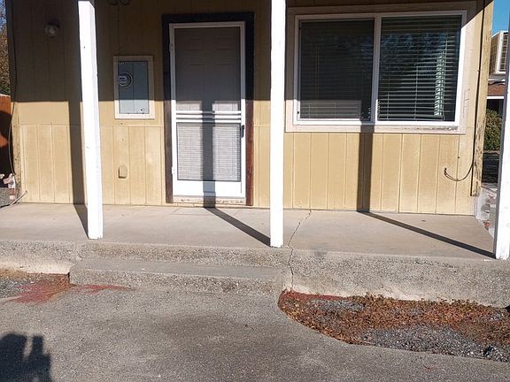 2nd image of 7043 Highway 321