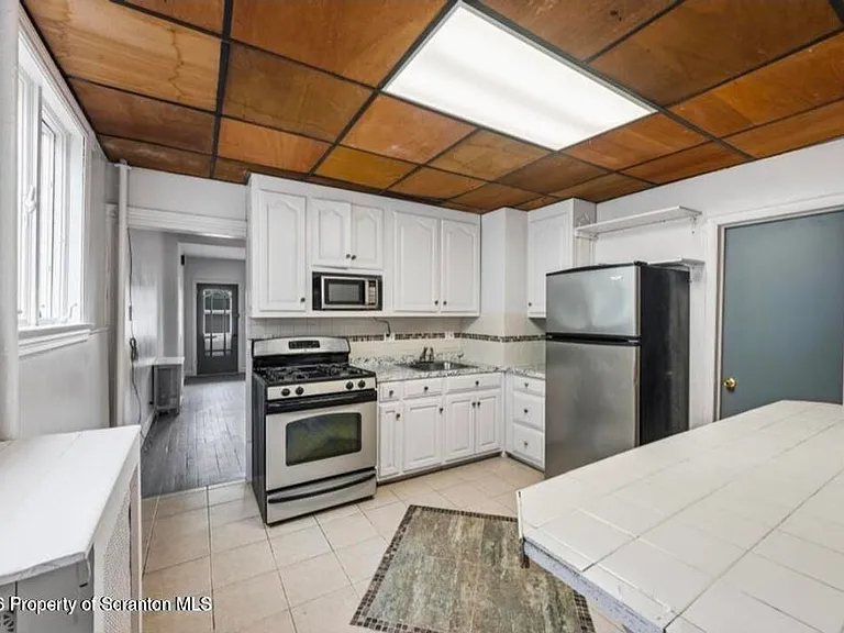 1413 Bulwer St #1 — Photo 7