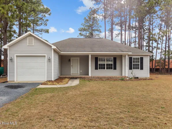 155 Pecan Grove Drive, Aberdeen, NC 28315