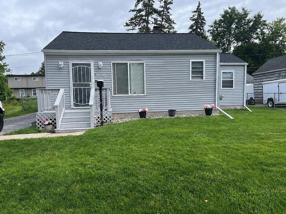 1st image of 1708 Division St