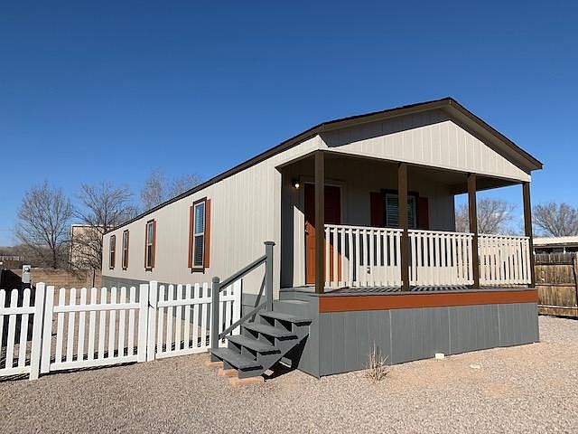 1st image of 105 Vista Sierra
